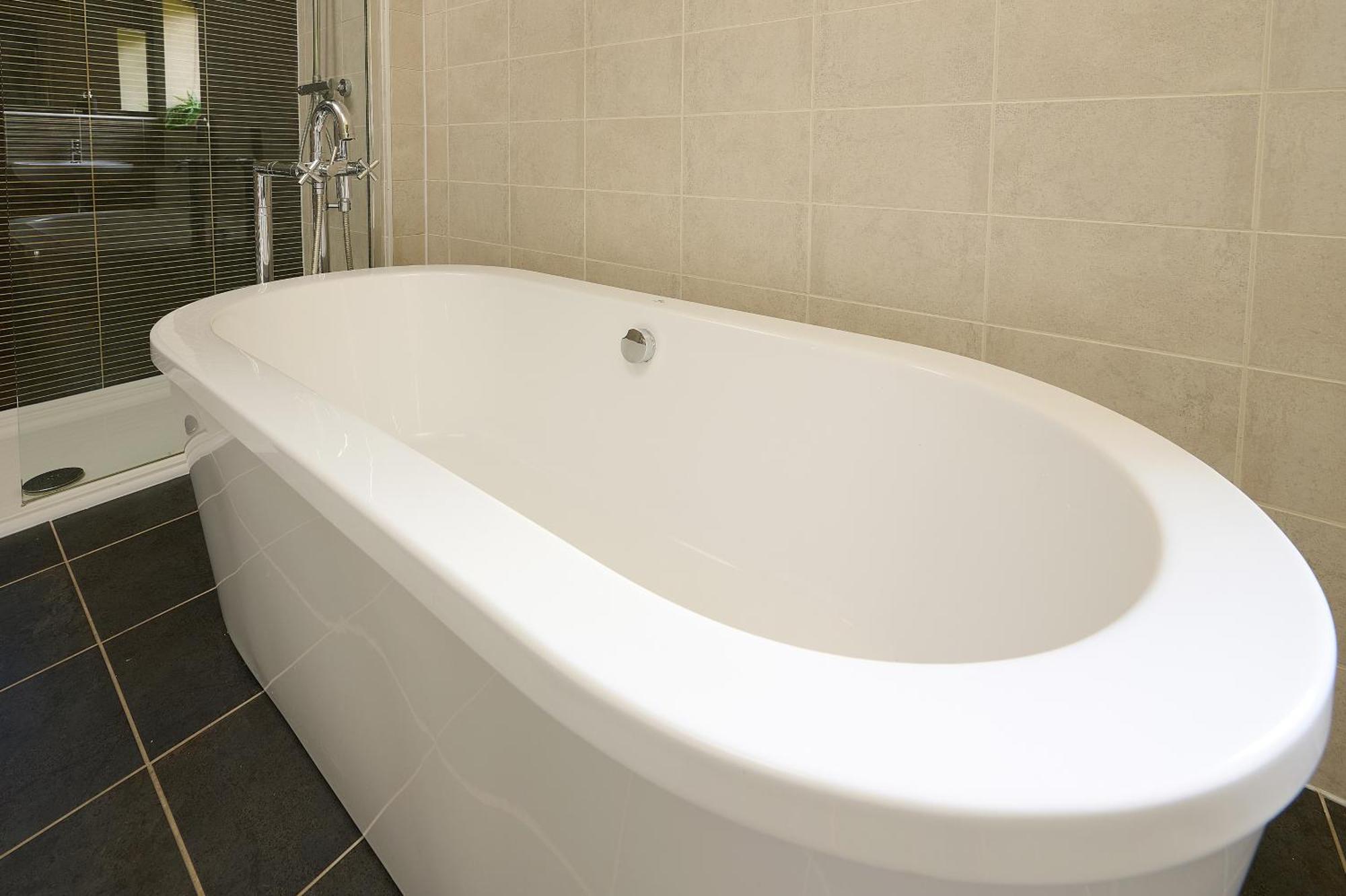 Holiday home Spacious For Large Families And Contractors Wolverhampton