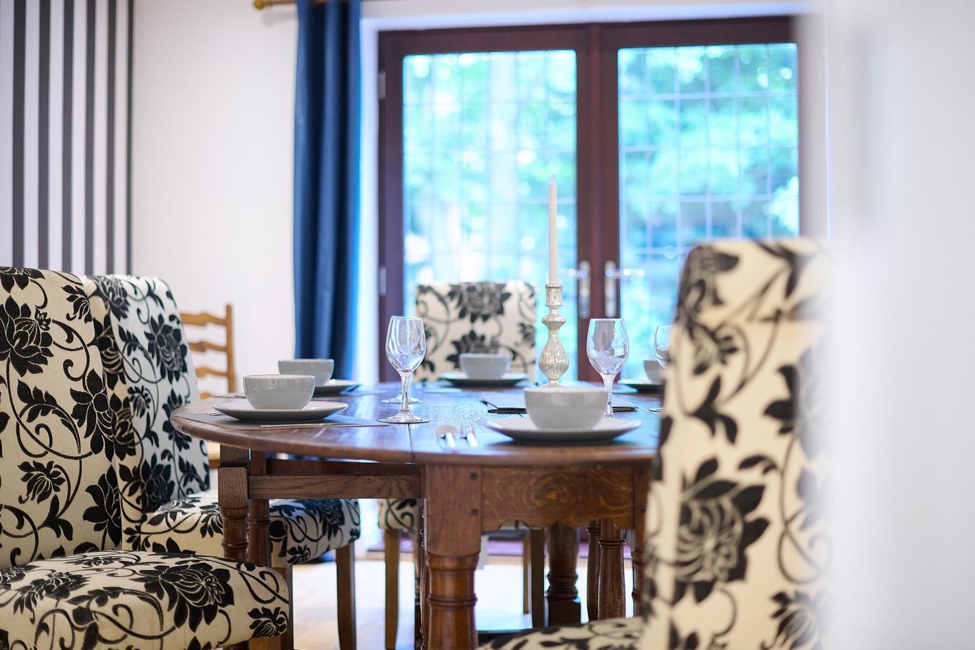 Holiday home Spacious For Large Families And Contractors