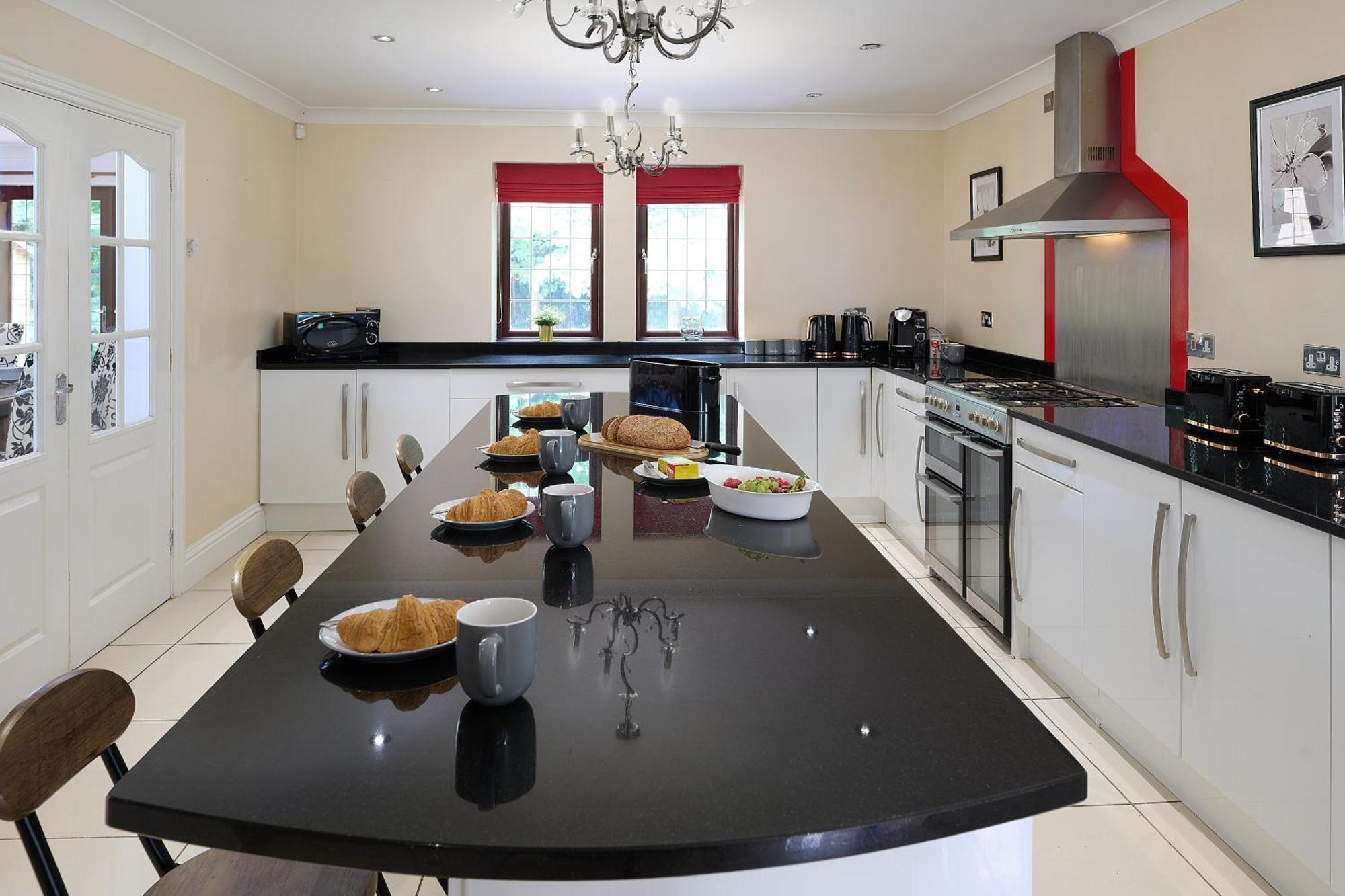Spacious For Large Families And Contractors Holiday home