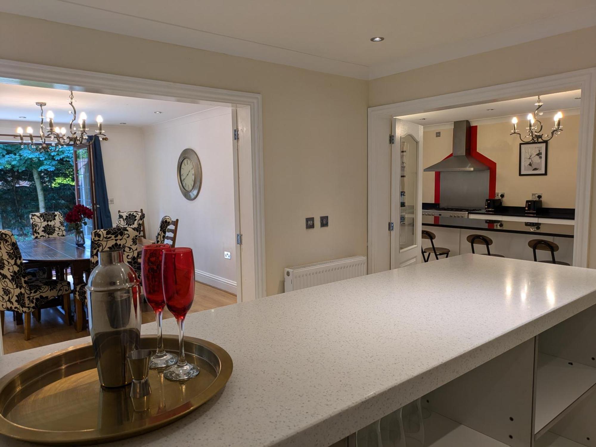 Spacious For Large Families And Contractors Holiday home Wolverhampton